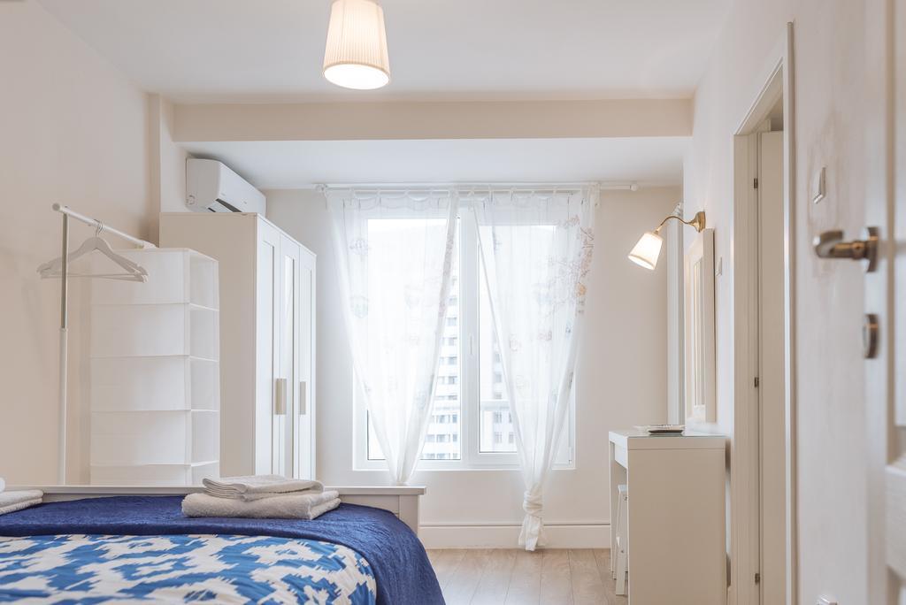 River View - Old City Apartment Bucarest Extérieur photo